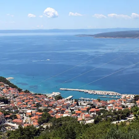 6761b * Baška Voda